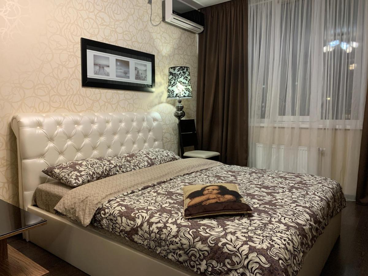 1-Ком Квартира На 18 Этаже Позняки Ул. Урловская 23-А Kiev Extérieur photo